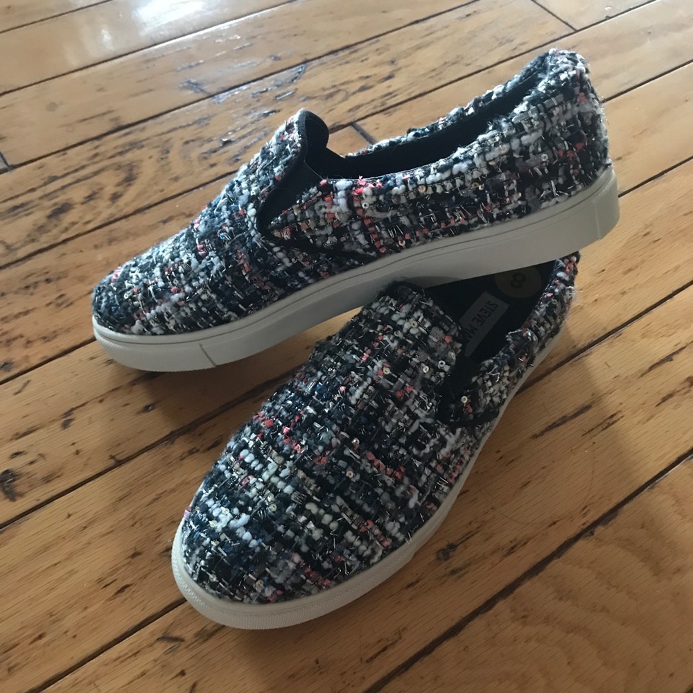 Steve Madden Canvas Flats